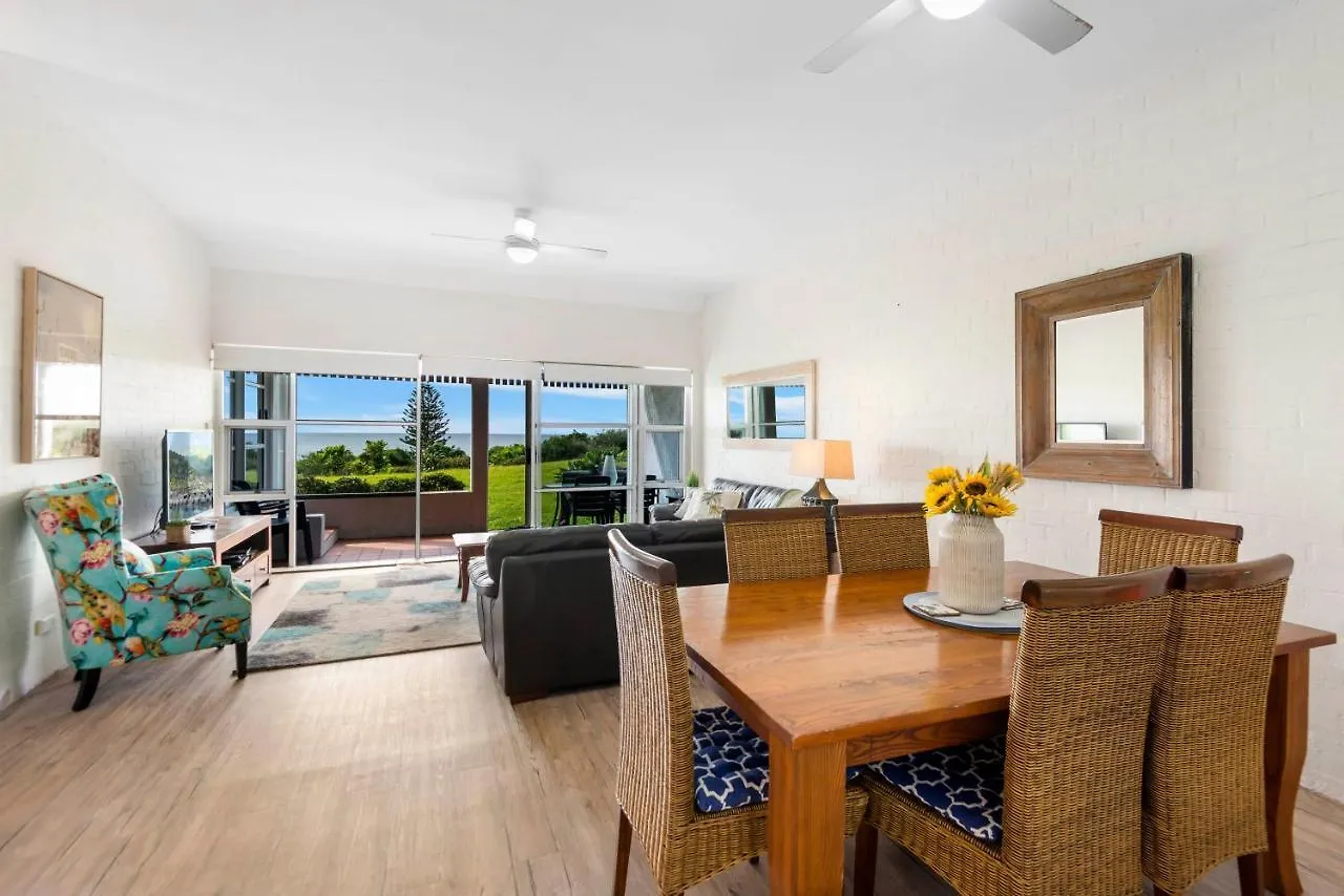 Quarterdeck 18 Apartment Lennox Head